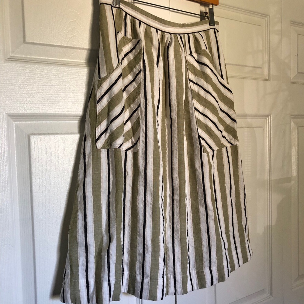 Anthropologie Akemi + Kin Midi Skirt
